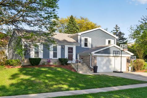 701 Buffalo Circle Carol Stream IL 60188