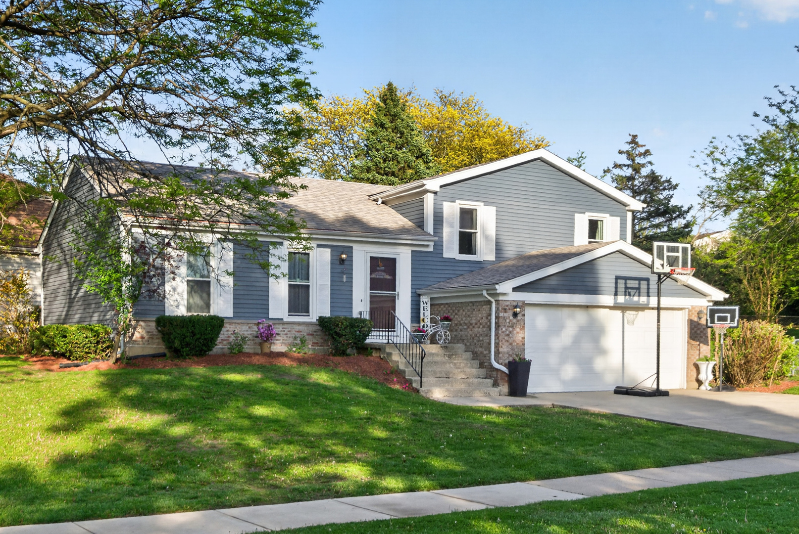 701 Buffalo Circle Carol Stream IL 60188