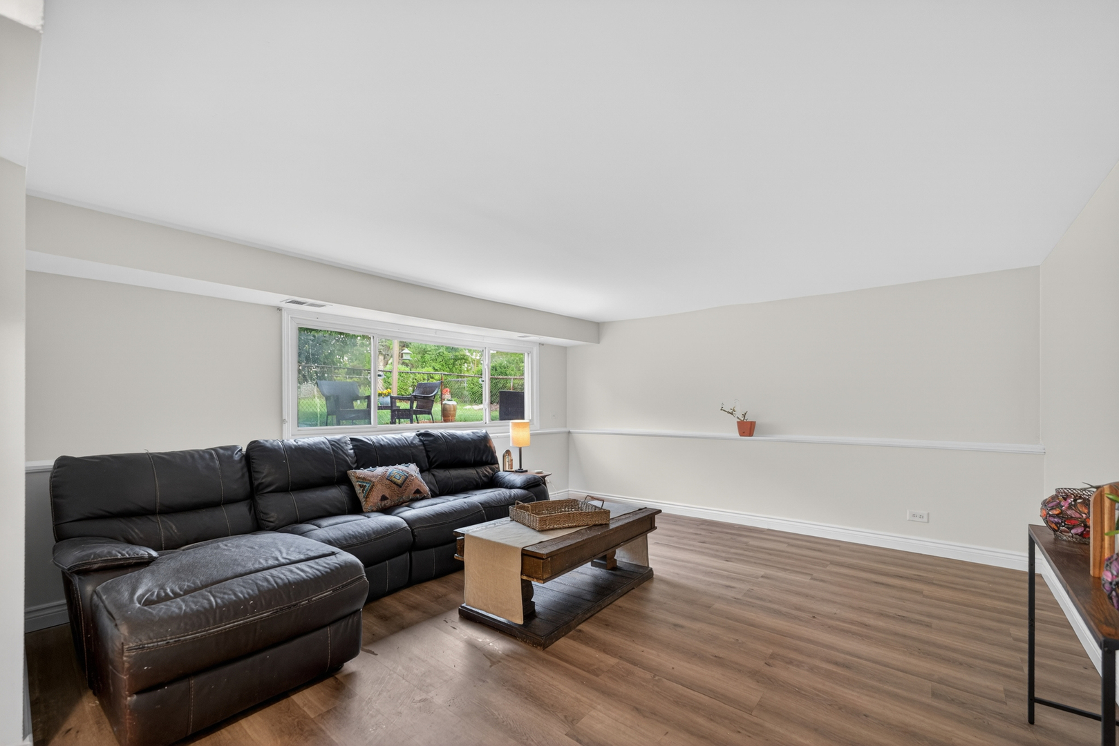 701 Buffalo Circle Carol Stream IL 60188