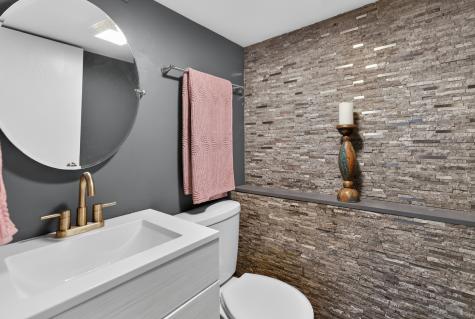 701 Buffalo Circle Carol Stream IL 60188