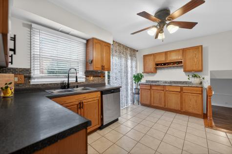 701 Buffalo Circle Carol Stream IL 60188
