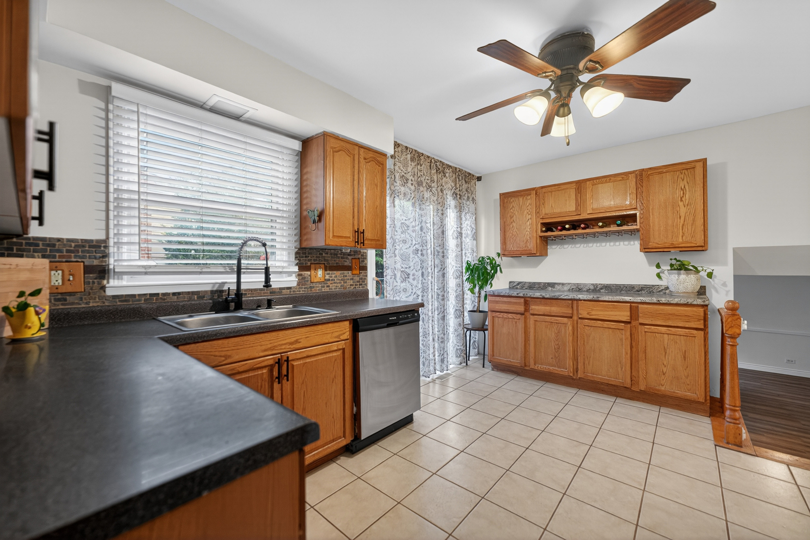 701 Buffalo Circle Carol Stream IL 60188