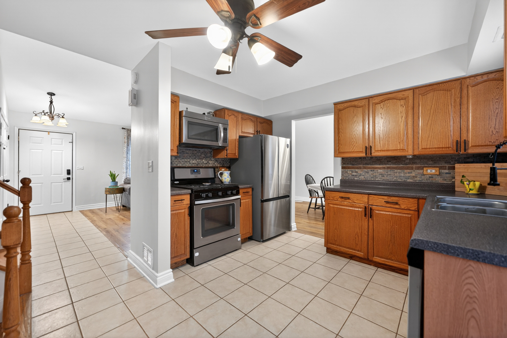 701 Buffalo Circle Carol Stream IL 60188