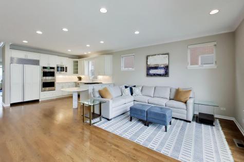 4856 South Cornell Avenue Chicago IL 60615