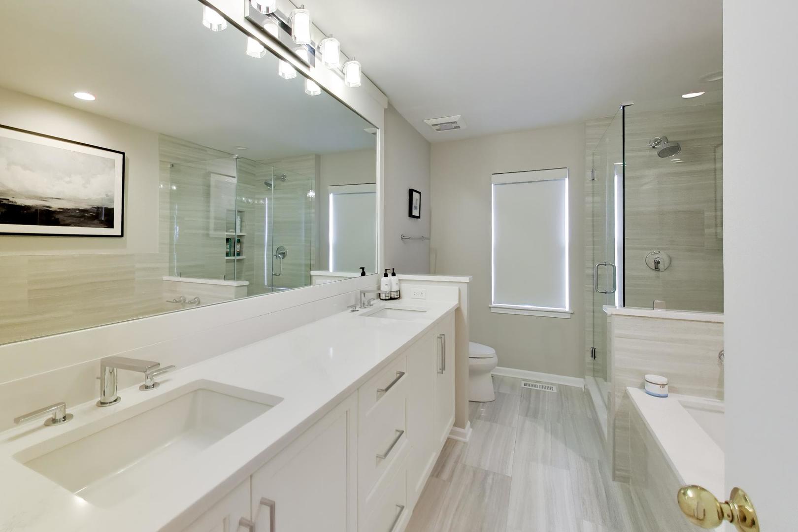 4856 South Cornell Avenue Chicago IL 60615
