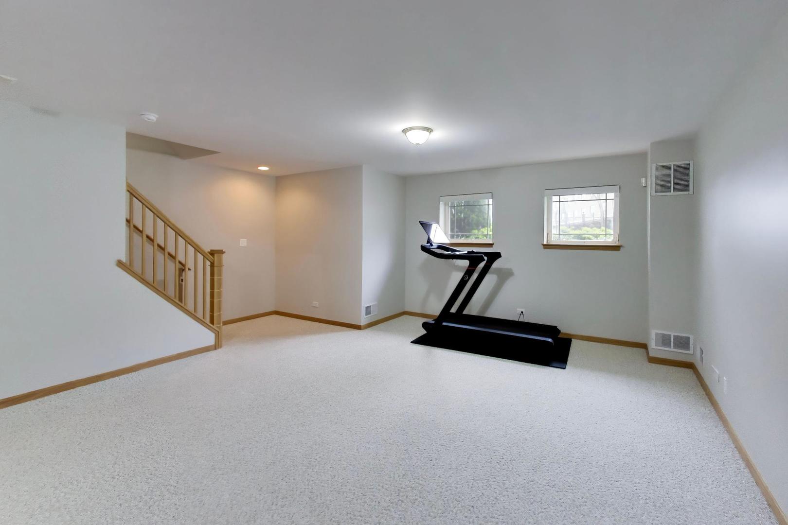 4856 South Cornell Avenue Chicago IL 60615