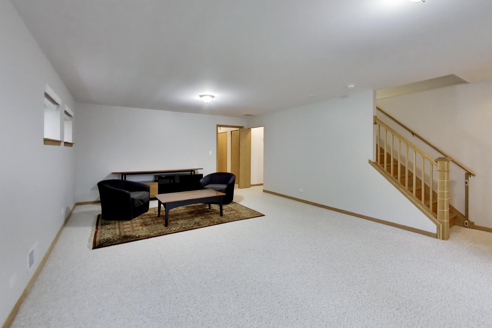 4856 South Cornell Avenue Chicago IL 60615