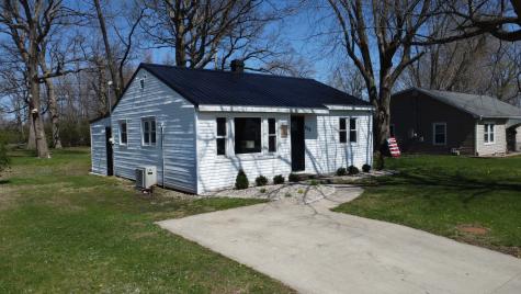 850 East Locust Street Watseka IL 60970