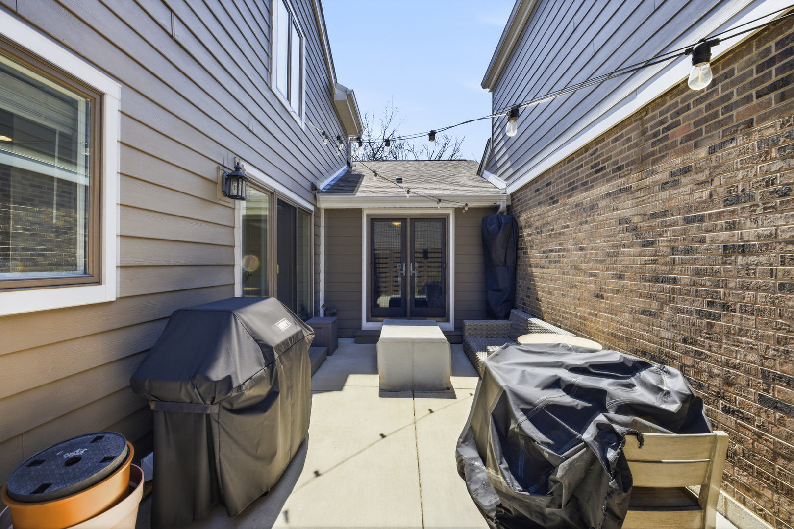 2105 Timber Lane Wheaton IL 60189