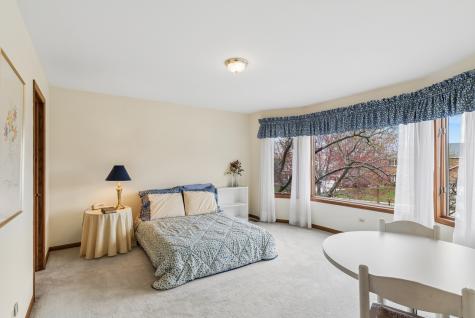 1204 Kristin Drive Libertyville IL 60048