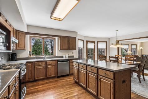 1204 Kristin Drive Libertyville IL 60048