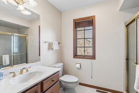 1204 Kristin Drive Libertyville IL 60048