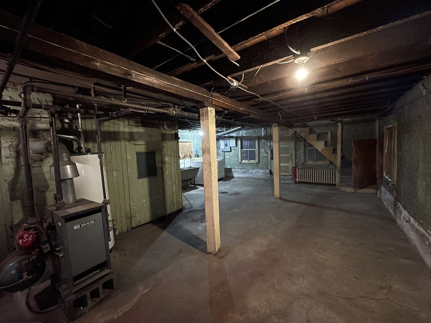 3248 North Richmond Street Chicago IL 60618