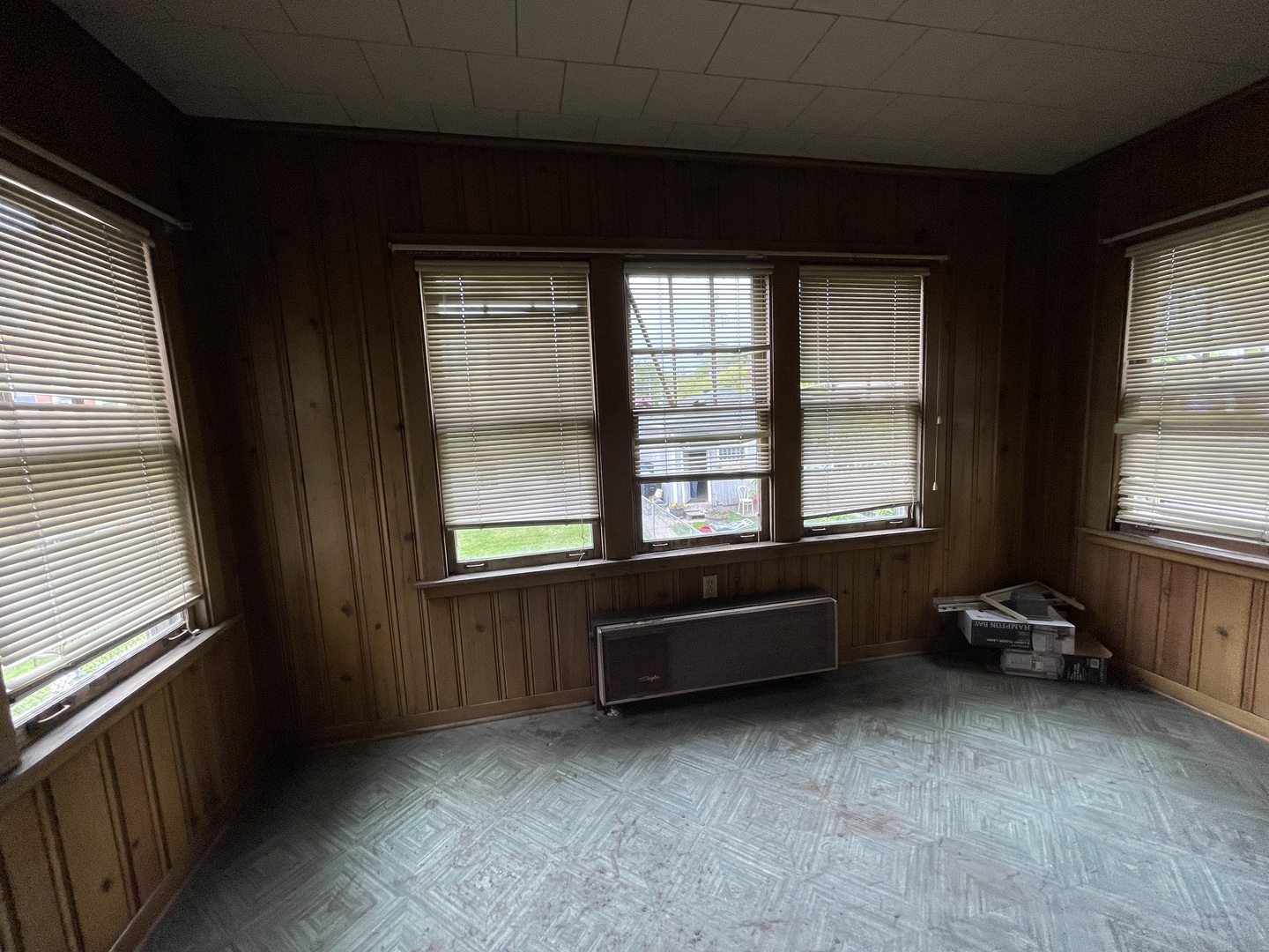 3248 North Richmond Street Chicago IL 60618