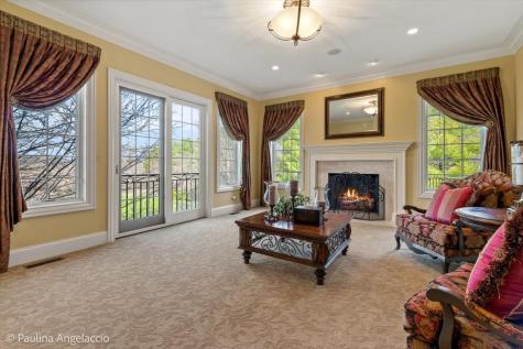 419 North Valley Hill Road Bull Valley IL 60098