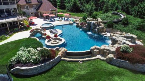 419 North Valley Hill Road Bull Valley IL 60098