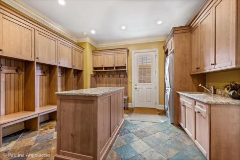 419 North Valley Hill Road Bull Valley IL 60098