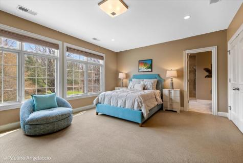 419 North Valley Hill Road Bull Valley IL 60098