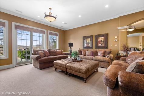 419 North Valley Hill Road Bull Valley IL 60098
