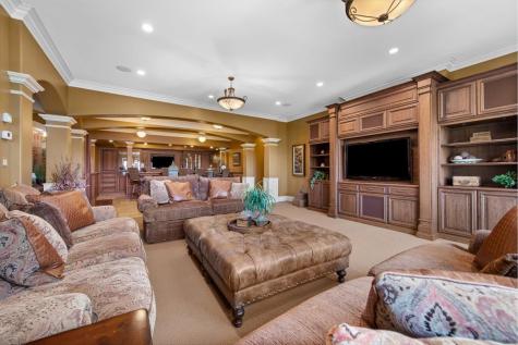 419 North Valley Hill Road Bull Valley IL 60098