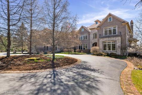 419 North Valley Hill Road Bull Valley IL 60098