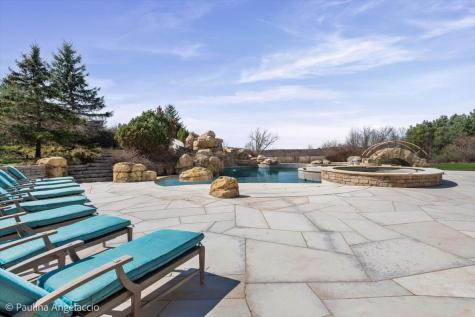 419 North Valley Hill Road Bull Valley IL 60098