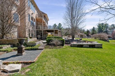 419 North Valley Hill Road Bull Valley IL 60098
