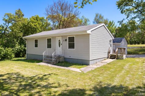 502 East Oak Street Lake In The Hills IL 60156
