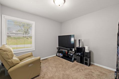 502 East Oak Street Lake In The Hills IL 60156