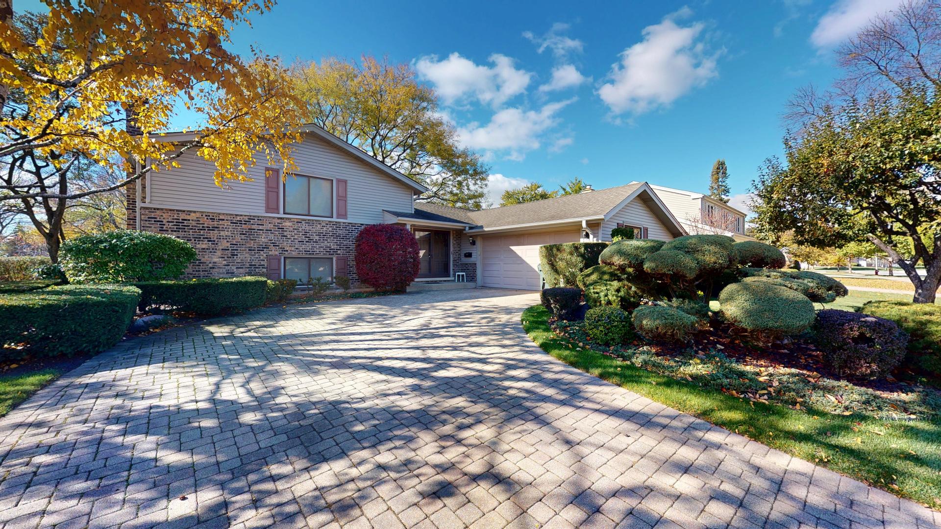 2604 North Prindle Avenue Arlington Heights IL 60004