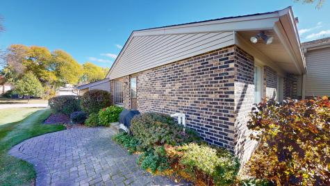 2604 North Prindle Avenue Arlington Heights IL 60004