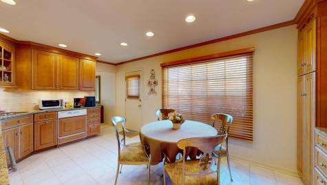 2604 North Prindle Avenue Arlington Heights IL 60004