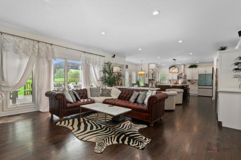 39598 Orchard Bluff Lane Wadsworth IL 60083