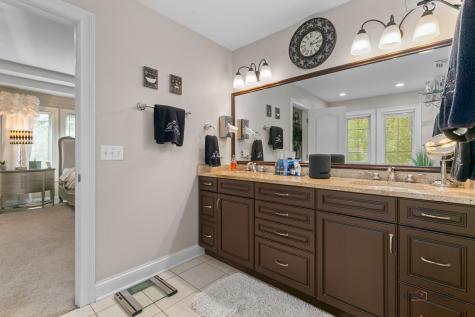 39598 Orchard Bluff Lane Wadsworth IL 60083