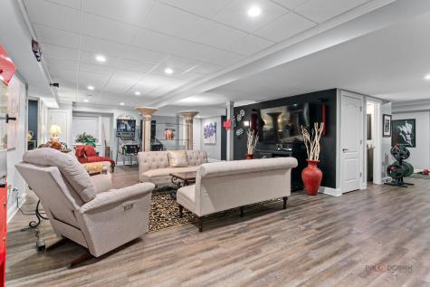 39598 Orchard Bluff Lane Wadsworth IL 60083