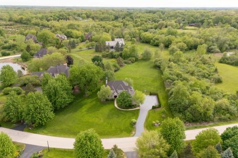 39598 Orchard Bluff Lane Wadsworth IL 60083