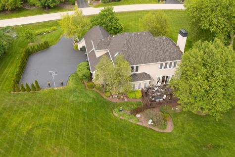 39598 Orchard Bluff Lane Wadsworth IL 60083