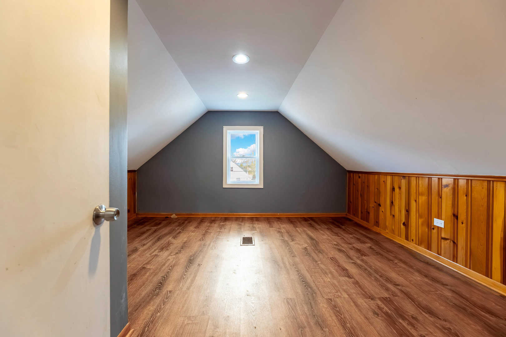 3424 West 73rd Street Chicago IL 60629