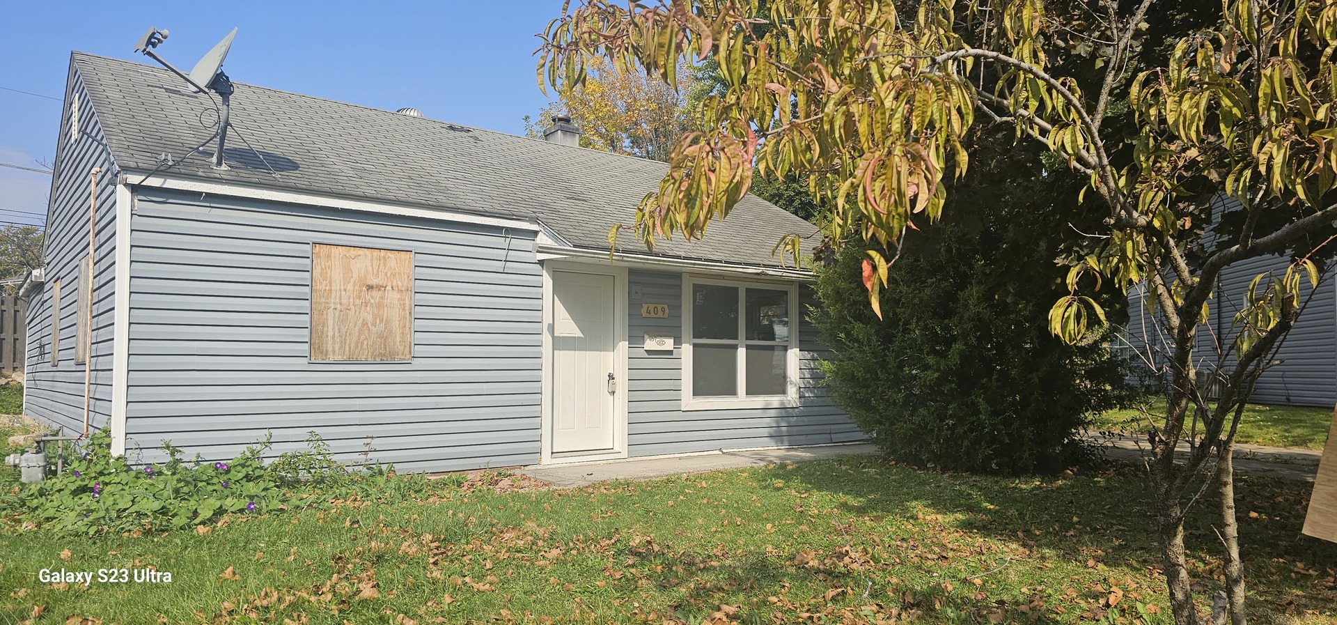 409 Dayward Court Aurora IL 60505