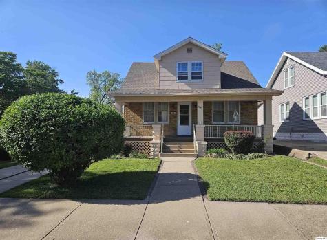 2041 Elm Street Quincy IL 62301