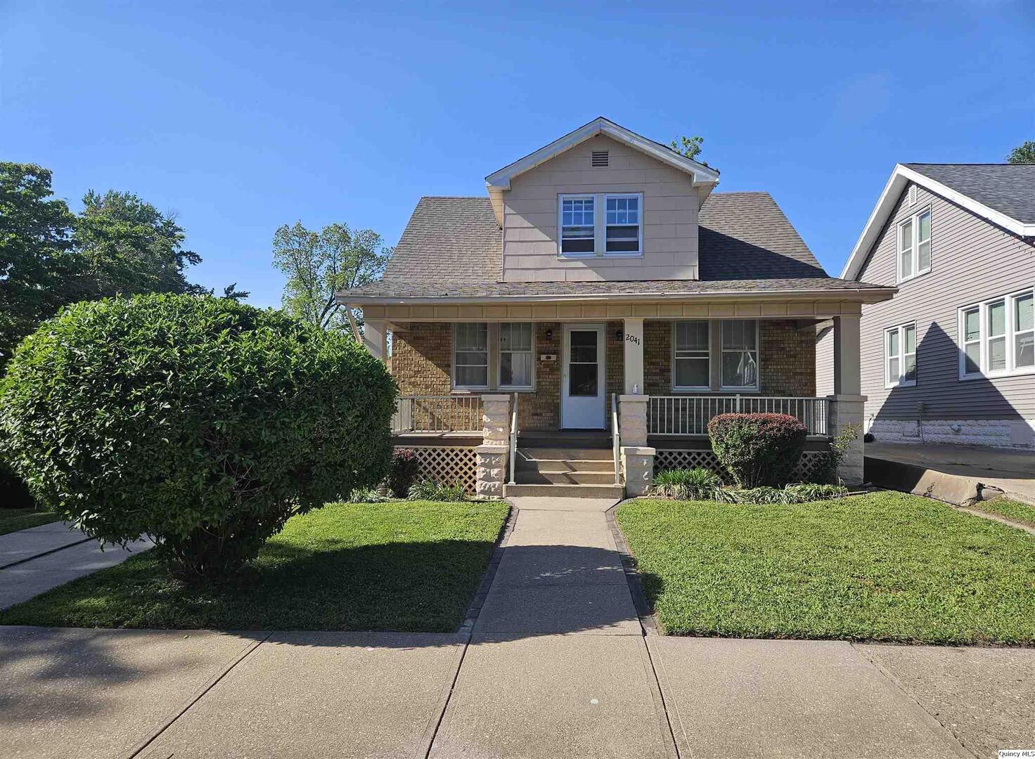 2041 Elm Street Quincy IL 62301
