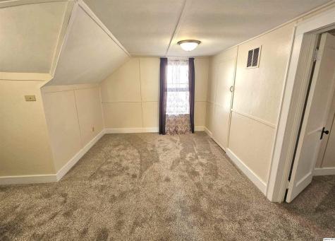 2041 Elm Street Quincy IL 62301