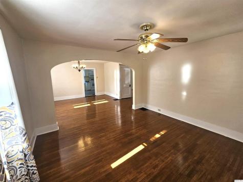 2041 Elm Street Quincy IL 62301