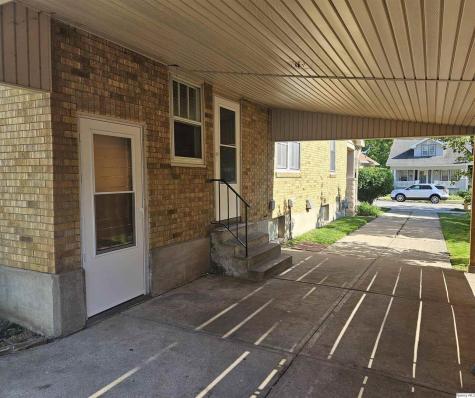 2041 Elm Street Quincy IL 62301