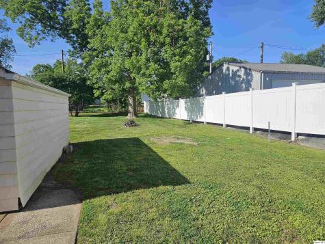 2041 Elm Street Quincy IL 62301