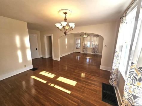 2041 Elm Street Quincy IL 62301