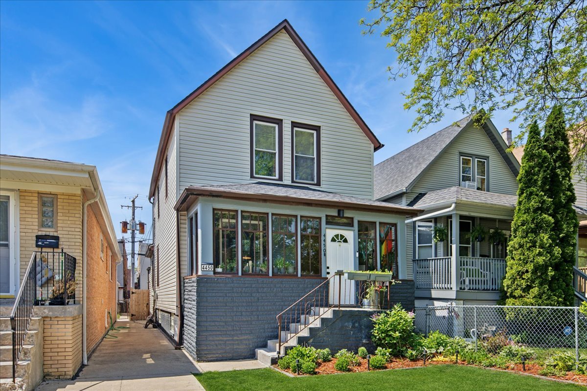 4450 North Kasson Avenue Chicago IL 60630