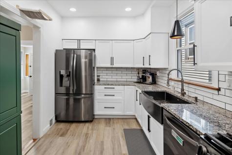 4450 North Kasson Avenue Chicago IL 60630