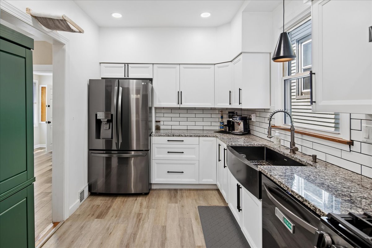 4450 North Kasson Avenue Chicago IL 60630