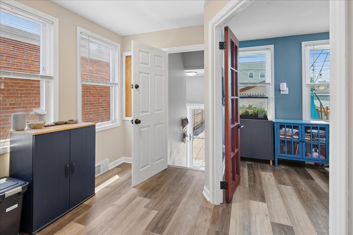 4450 North Kasson Avenue Chicago IL 60630
